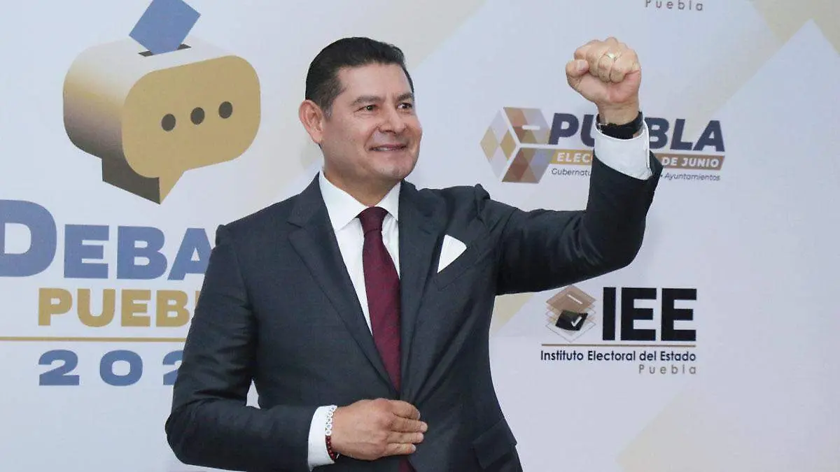 alejandro armenta, gobernador de Puebla 